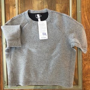 Lululemon crop top